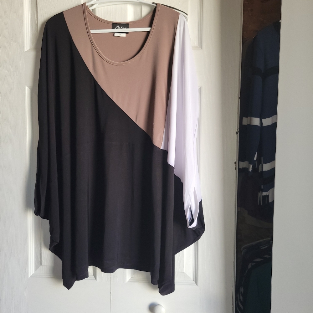 Plus Size Elegant Color Block Women's Bat Wing Top